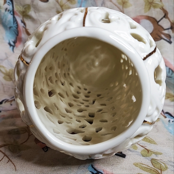 Cream Gold Gilt Ceramic Cut Out Design Orchid Pot Tea Light Vase - Picture 3 of 7